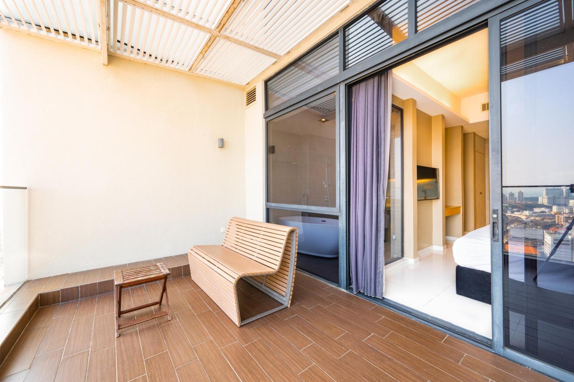 Greystone 99 Suites Malacca Eksteriør bilde