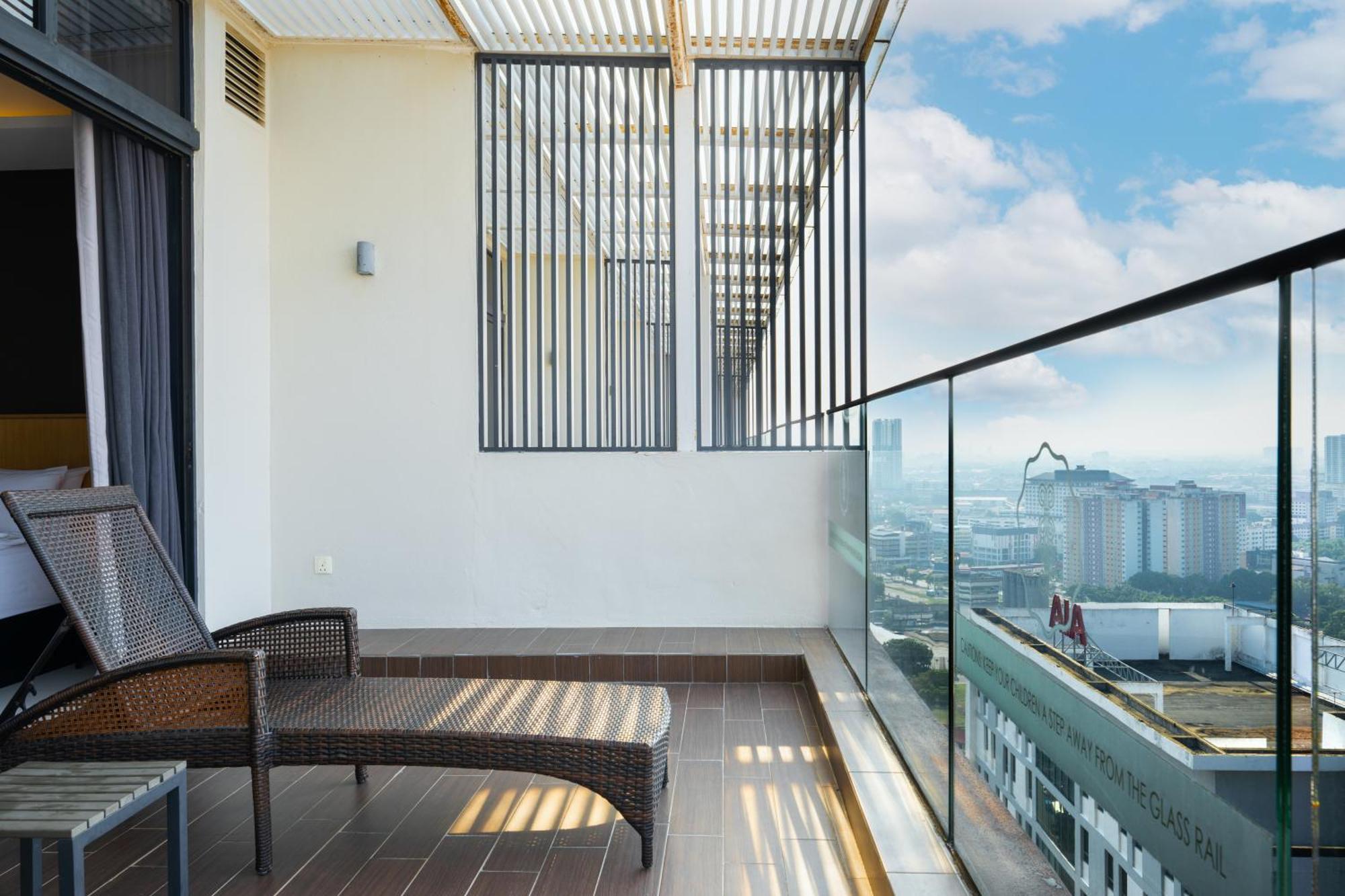 Greystone 99 Suites Malacca Eksteriør bilde
