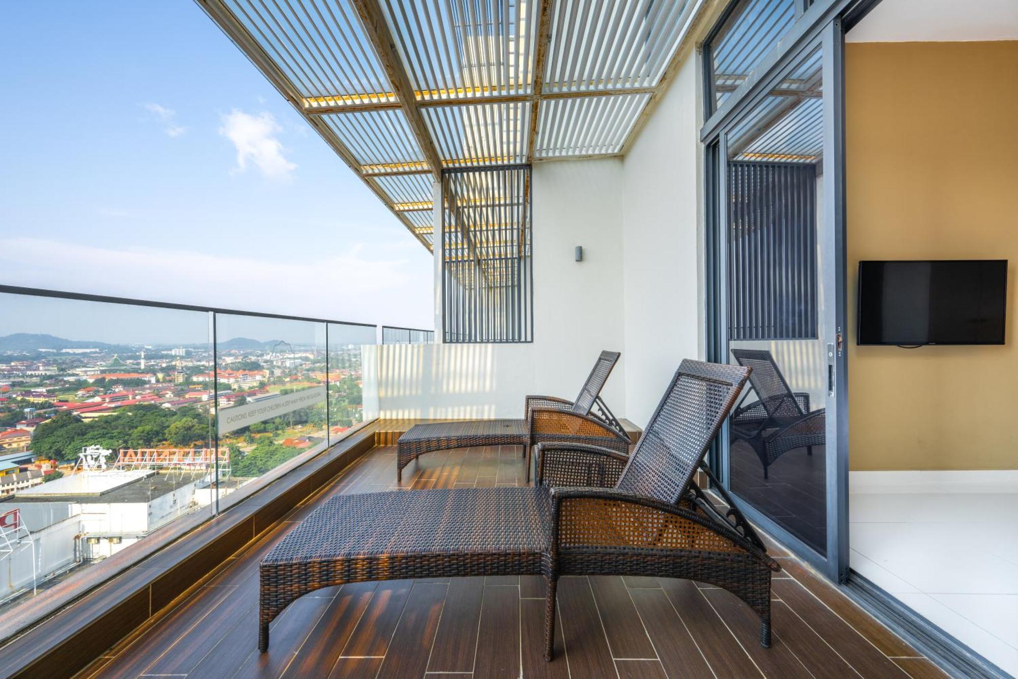 Greystone 99 Suites Malacca Eksteriør bilde