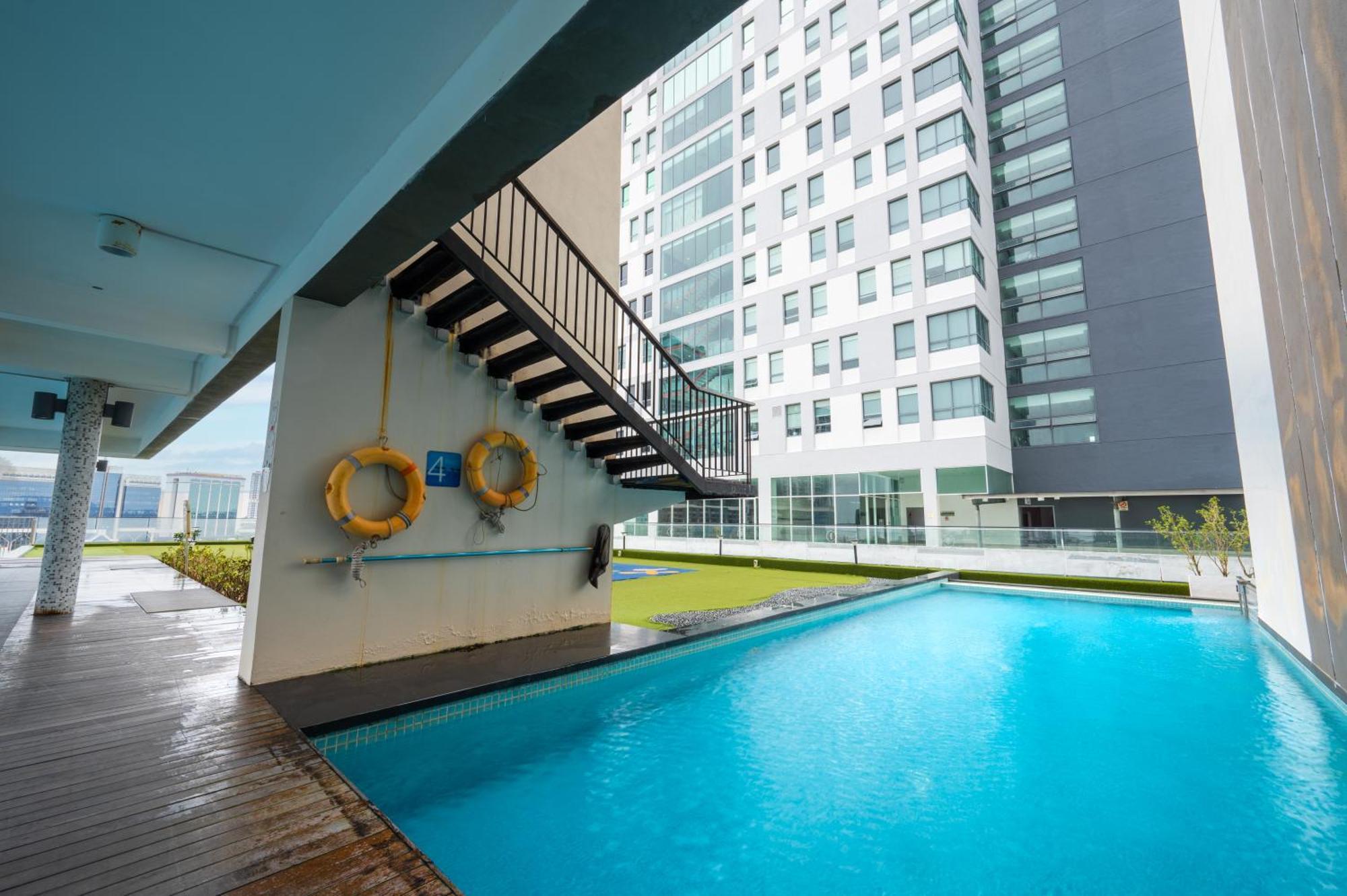 Greystone 99 Suites Malacca Eksteriør bilde