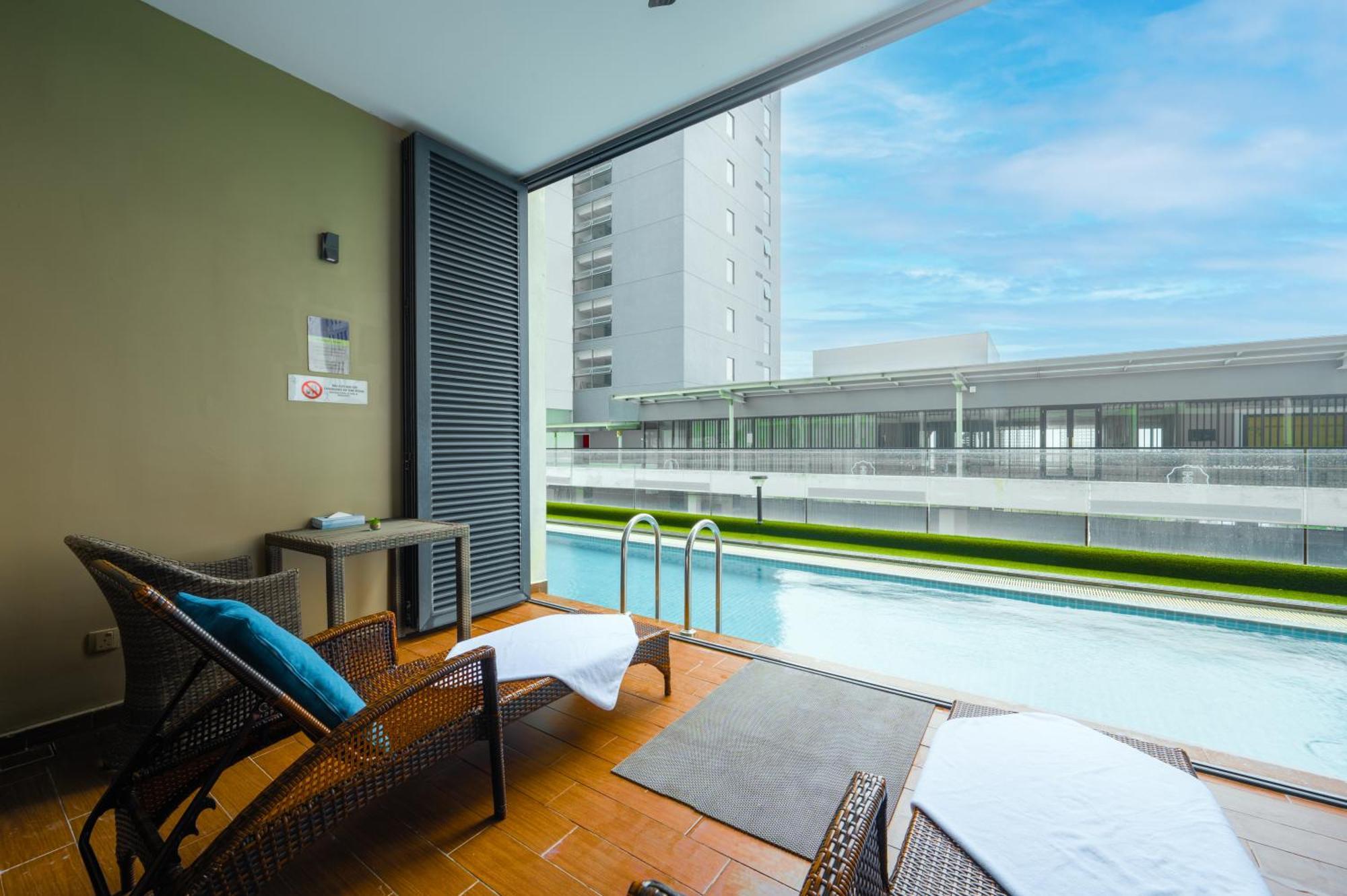 Greystone 99 Suites Malacca Eksteriør bilde